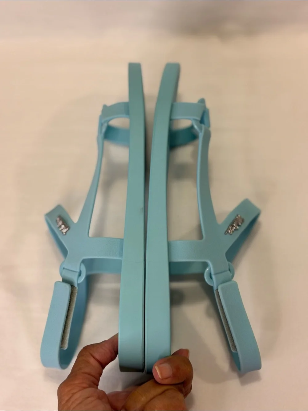 Melissa lightweight strap
